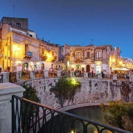 Apartament Casa "Il Castello" Syrakuzy Zewnętrze zdjęcie